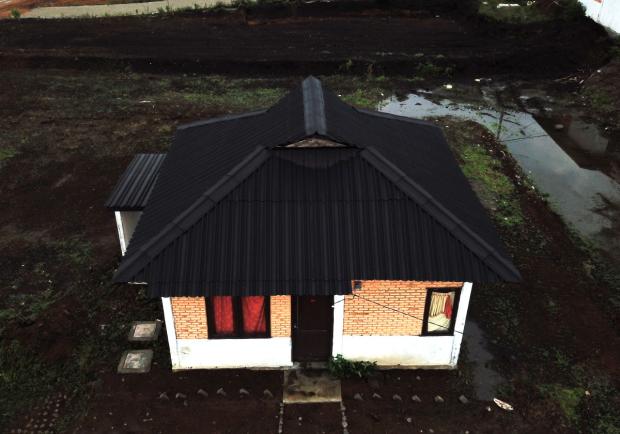 Onduline Duro 235 Black roof